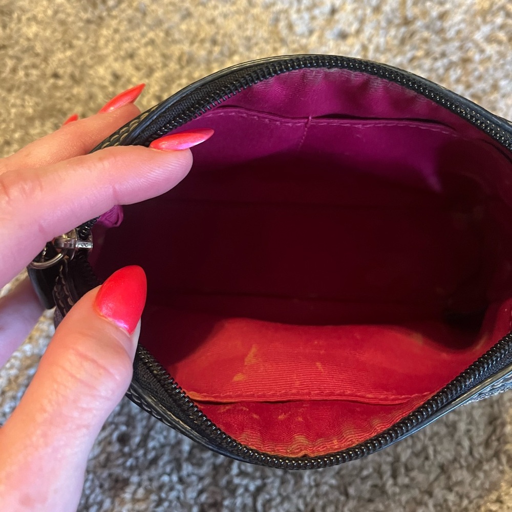 Early 2000’s Coach makeup bag or clutch - Picture 6 of 6